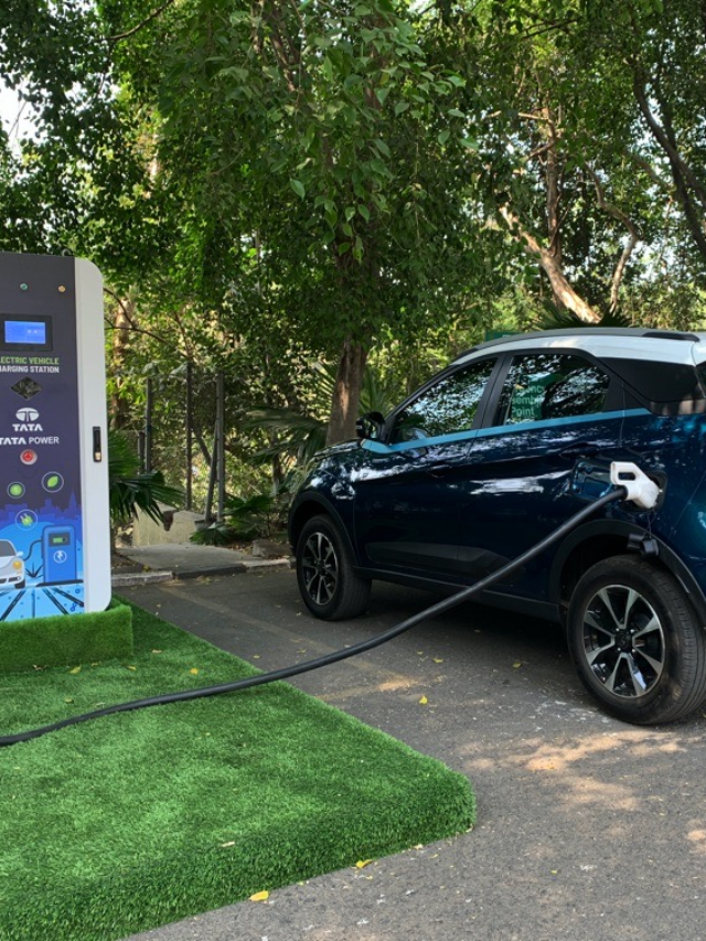 Delhi is making EV charging stations Every 3 km »